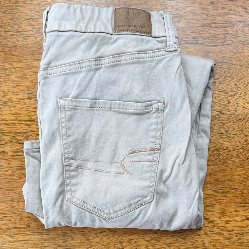 American Eagle Outfitters women’s skinny jeans 6